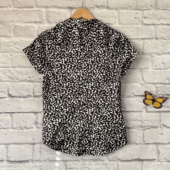 BCBGMAXAZRIA Short Sleeve Polka Dot Blouse Size Medium - Picture 5 of 8